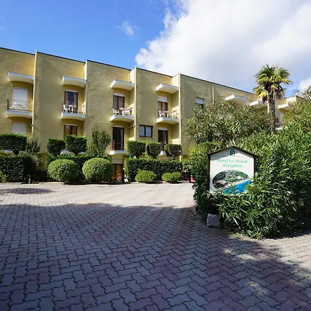 In Just 200 Mt From The Aparthotel 3*