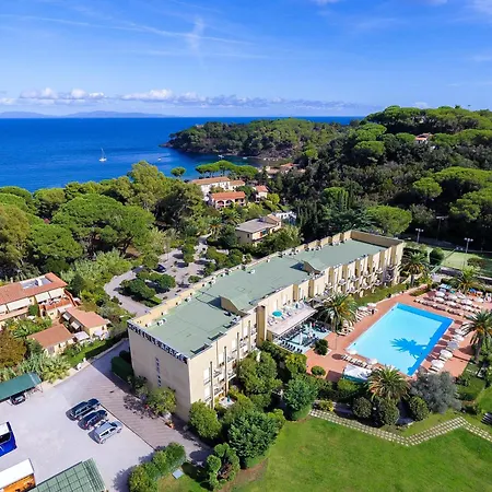 In Just 200 Mt From The 3* Capoliveri (Isola d'Elba)