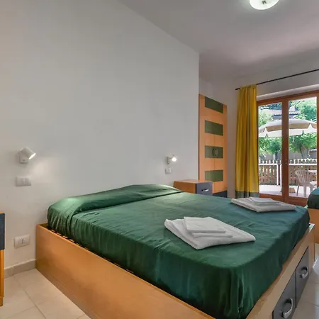 Aparthotel In Just 200 Mt From The 3*