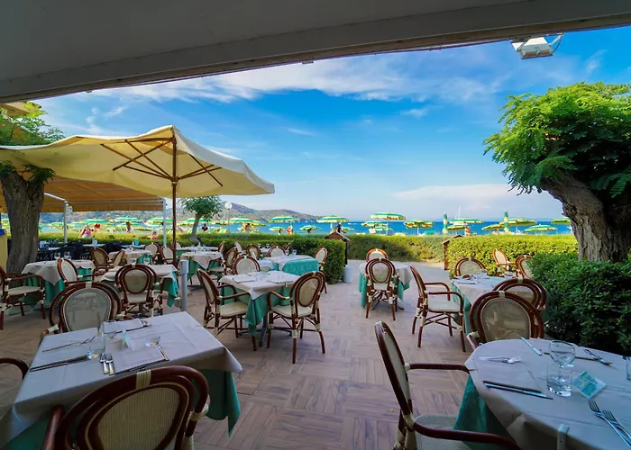 In Just 200 Mt From The 3* Capoliveri